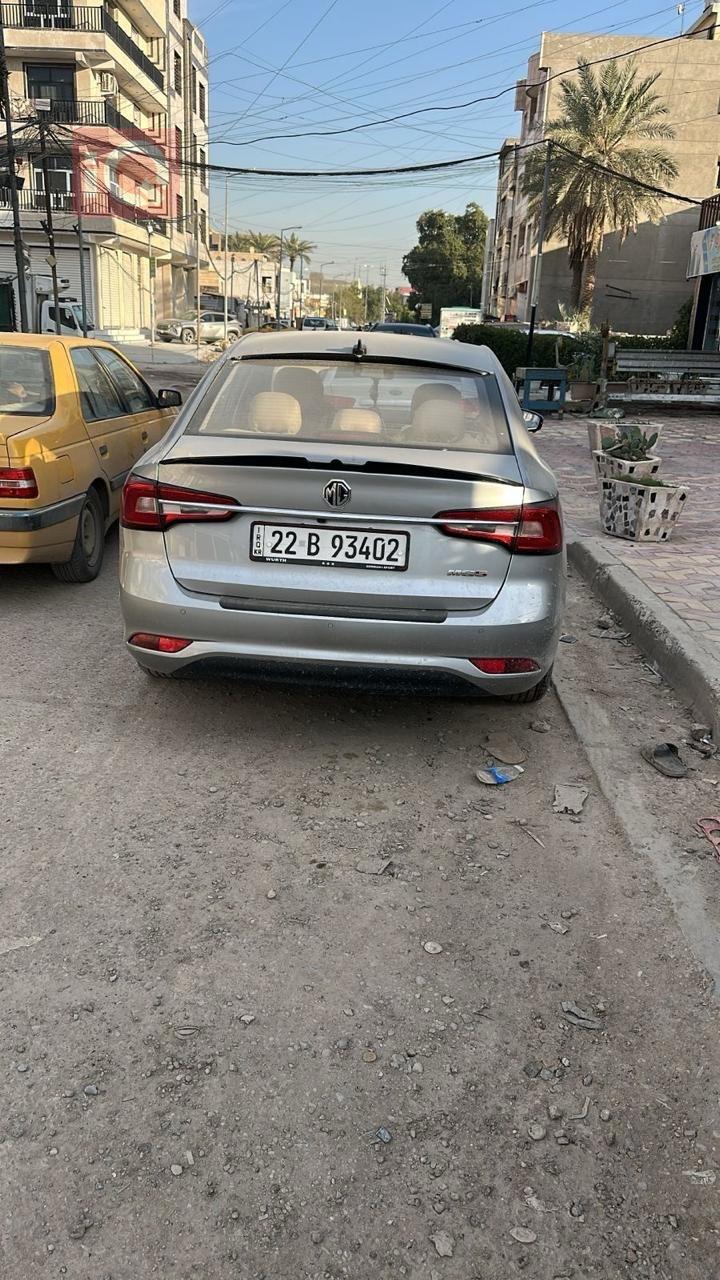 ئێم جی 5